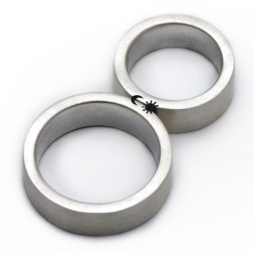 Sepasang Cincin Nikah Ini Melambangkan Cinta Sejati Jika Digabung