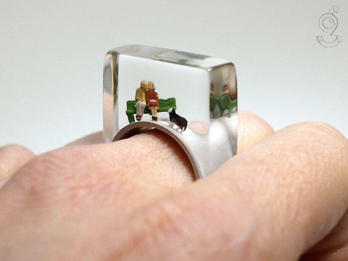 Miniatur Cantik di Cincin Kreatif Ini Bikin Terpesona