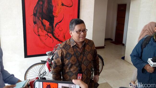 PDIP Minta PAN Keluar dari Koalisi Pemerintah Jika Beda Sikap