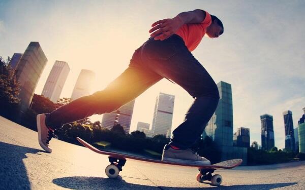 Walau Buta, Pria Ini Berhasil Jadi Skateboarder Profesional