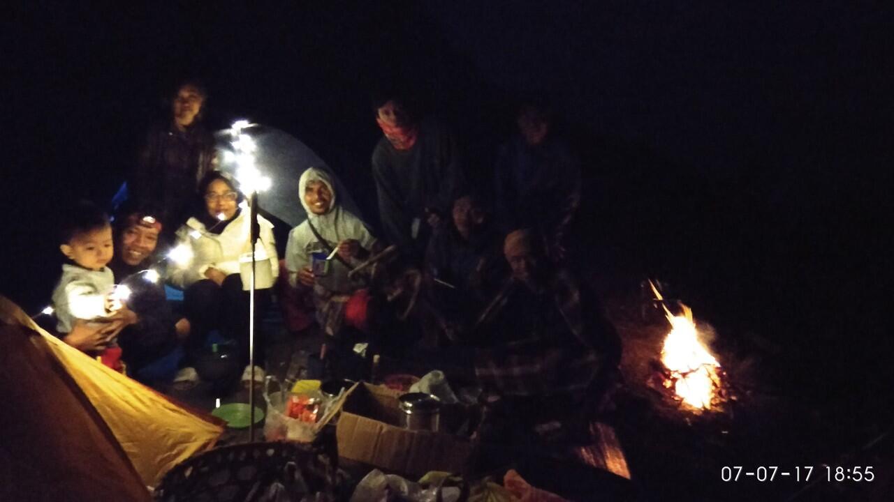 Camping mengisi Liburan di Kawasan Rinjani