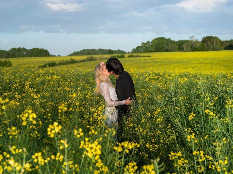 Jangan Baper Foto pre-wedding di Pasangandi 16 negara, hebohkan dunia