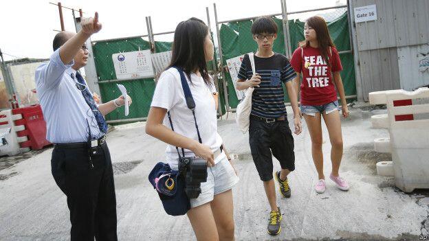 Joshua Wong &amp; Yau Wai-ching: Kaum Muda Hong Kong Bangkit dalam Politik