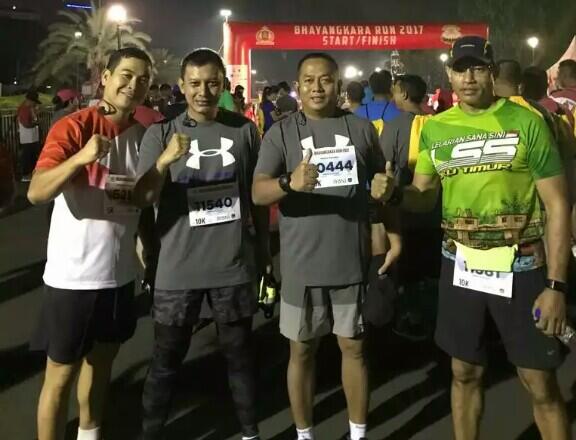 Kapolri Melepas 10 Ribu Peserta Bhayangkara Run 2017 di Monas