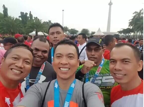 Kapolri Melepas 10 Ribu Peserta Bhayangkara Run 2017 di Monas