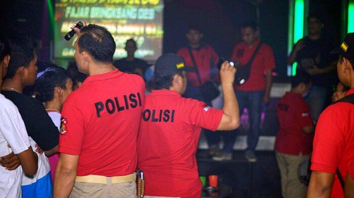 21 Kendaraan Pengunjung Kafe Heaven Diamankan Polisi