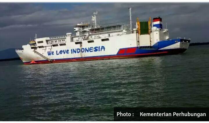 KM Madani Nusantara Angkut 116 Orang Kandas, Semua Selamat