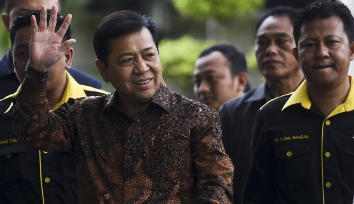 KPK Tetapkan Setnov Tersangka Kasus e-KTP!