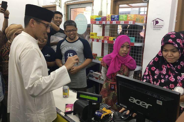 Sandiaga Nilai Lokasi Kios Kosong di Pasar Bisa untuk Sarana Olahraga