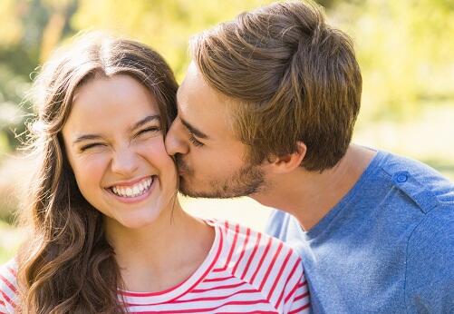 5 tips untuk membuatmu menjadi pencium yang hebat!
