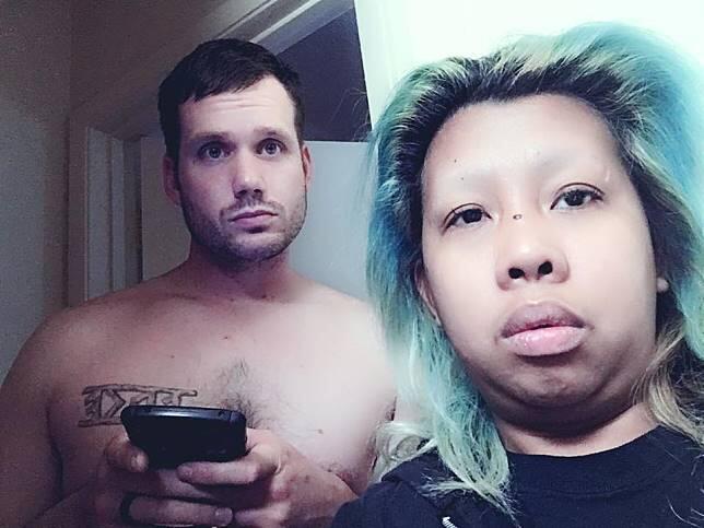 Wanita Ini Bikin Netizen Iri Dan Heran Karena Pacari Bule