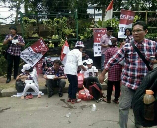 Setnov sumbang 100 juta untuk konsumsi rumah lembang, timses Ahok makan uang haram ?