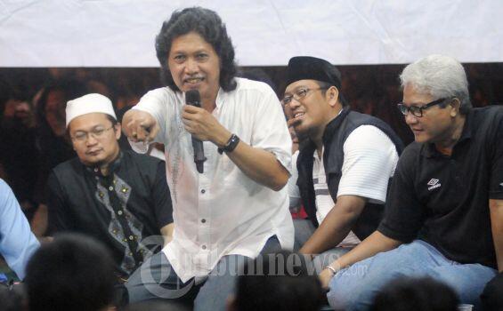 Cak Nun Sebut Indonesia Terserang "Penyakit Komplikasi"