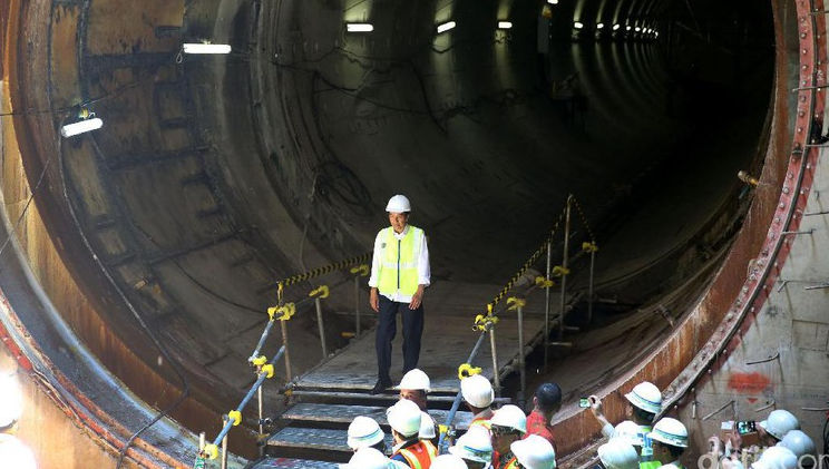 Enggak Pakai Lama! Jokowi Kebut Pembangunan Infrastruktur