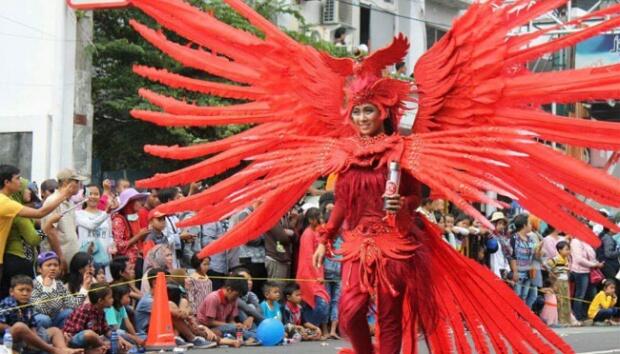 Jember Dinobatkan Jadi Kota Karnaval Internasional