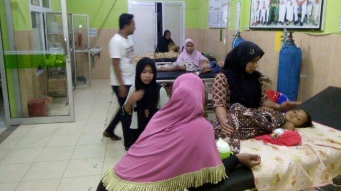 Belasan Bocah Keracunan Usai Menyantap Jajanan Bakso Bakar