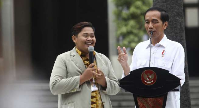 Jokowi Kaget Ditanya Mahasiswa UGM: Aku Enggak Dapat Sepeda Pak?