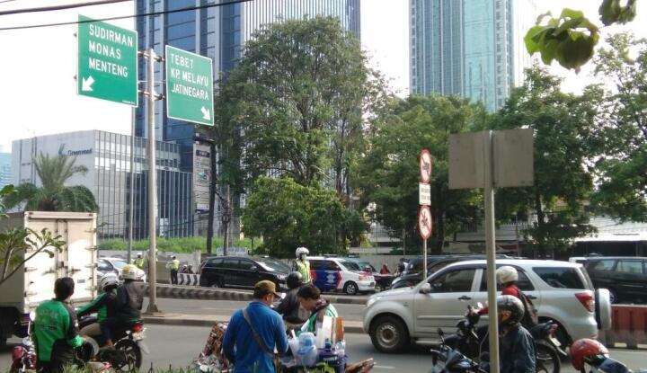 Waduh! Djarot Minta Pelanggar JLNT Casablanca Disita Motornya, Gimana Menurut Kamu?