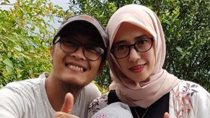 Ayam Gepuk Pak Gembus Siap Bikin Rekor Ngulek Sambal