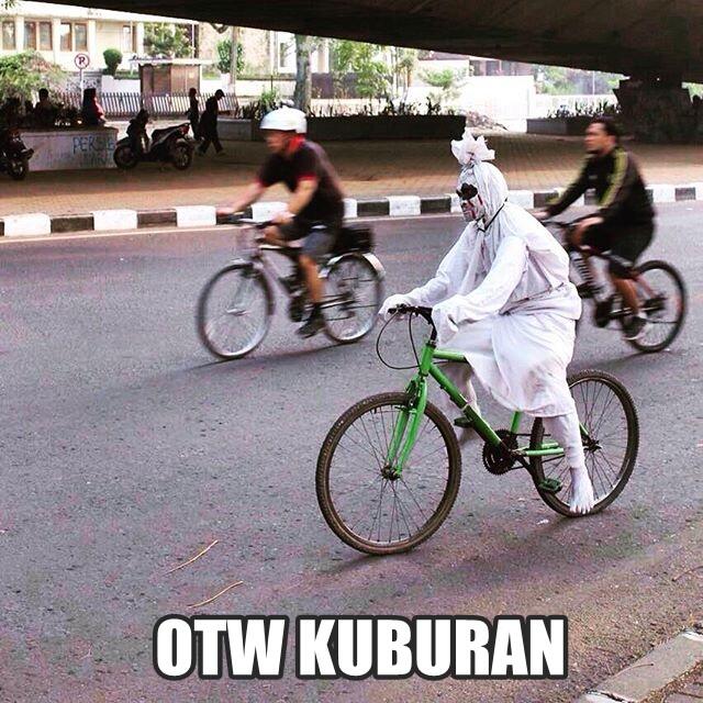 kumpulan pict hantu native indonesia seram broooo......(masuk sini) !!