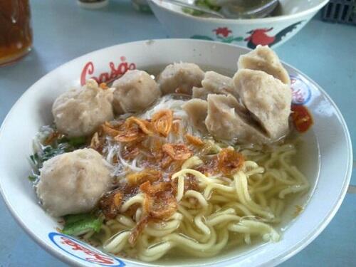 4 Tipe Kepribadian Orang Dilihat dari Cara Makan Bakso