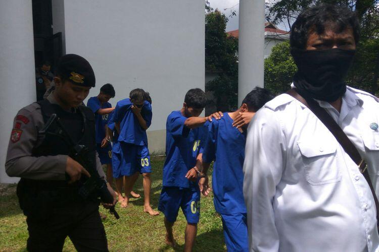 Modus Tukar Nasi Bungkus dengan 2 Kg Sabu, 5 Orang Dibekuk Polisi