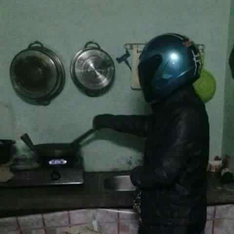 Di Momen Ini, Helm Mu Jarang Kau Pakai