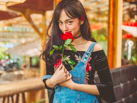 Duh, Bu Dokter! Cantik-cantik Kok Makannya Sebakul