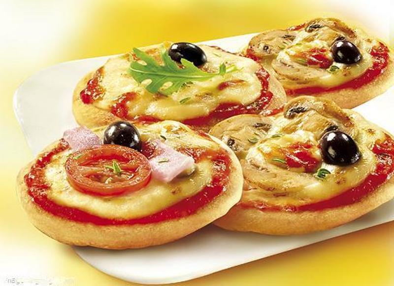 Cara Membuat Pizza Mini Dengan Mudah Dan Maknyus