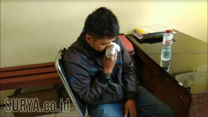 Aneh, Budi 'Nyolong' Celana Dalam Tetangga Hanya Untuk Diposting di Facebook