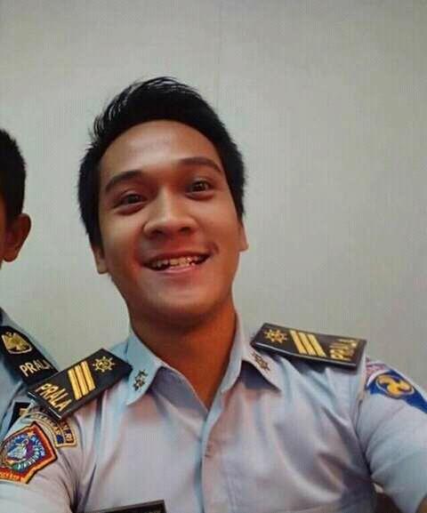 HATI HATI : Penipuan dengan mengaku kapten kapal pelni