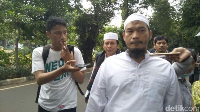 Alumni 212 Ancam Gelar Aksi Bila Jokowi Jadi Gunakan Dana Haji