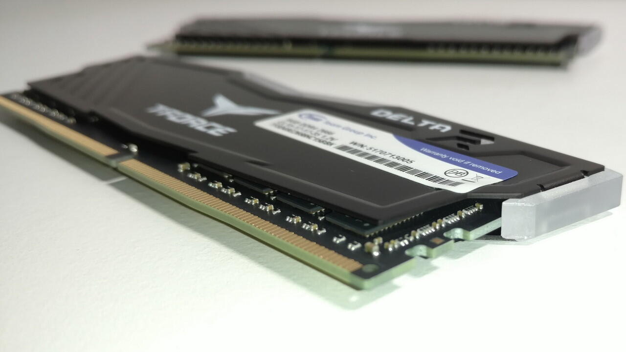 &#91;MEMORY&#93; T-FORCE DELTA RGB 16GB KIT 2666MHz DDR4 - RGB Memory DDR4 dari TeamGroup