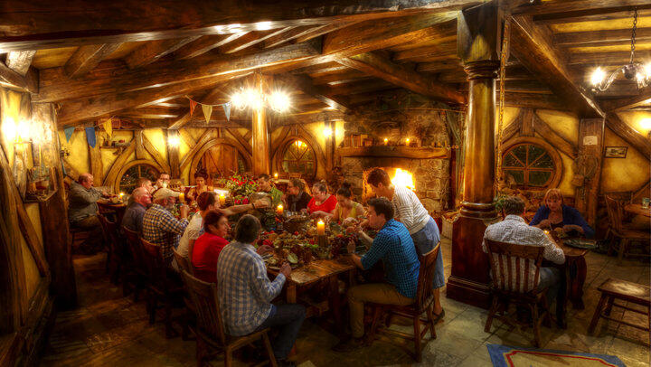 MENYINGGAHI BERBAGAI LOKASI FILM THE HOBBIT TRILOGY DI NEW ZEALAND