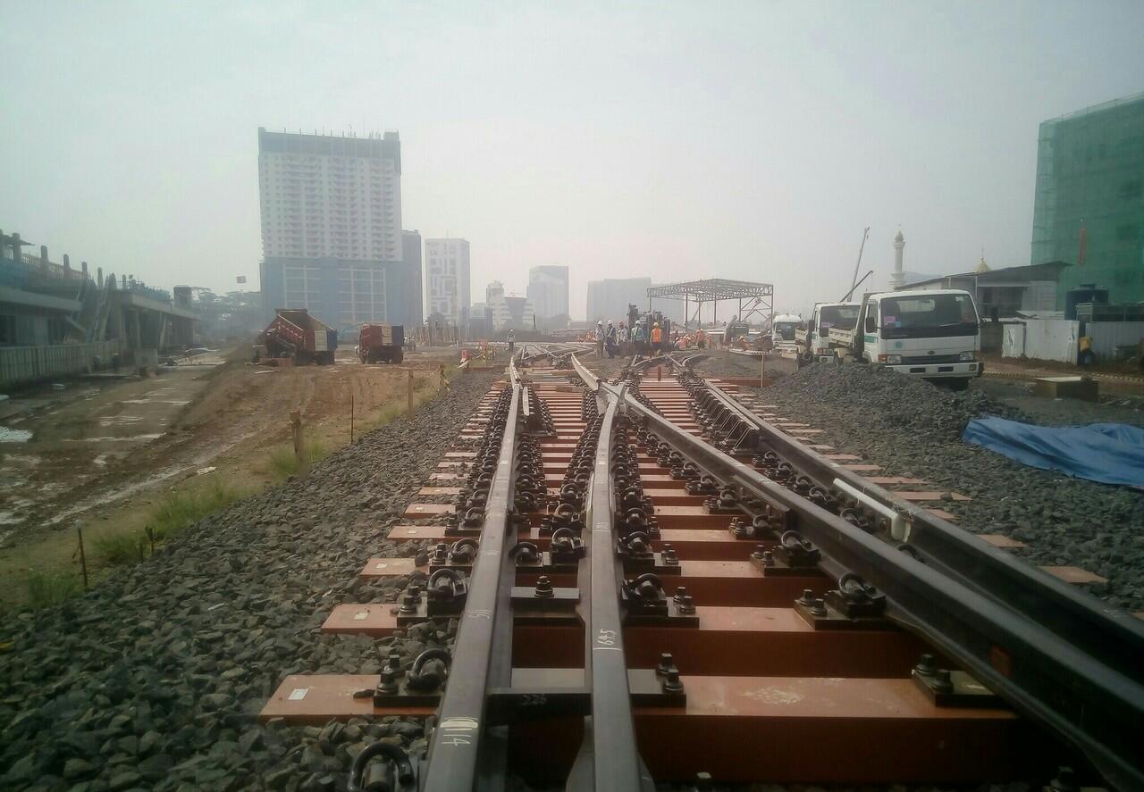 Rel MRT Jakarta Mulai Dipasang