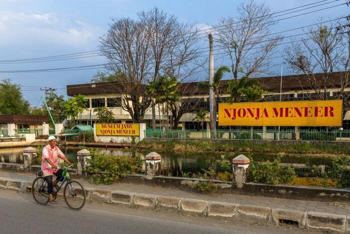 Polemik bisnis keluarga di tubuh Njonja Meneer