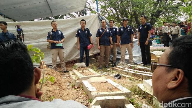 Istri Tertuduh Pencuri Ampli Ingin Temui Pengeroyok Suaminya