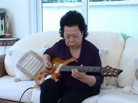 Mary Ho, gitaris nenek-nenek yang hebohkan YouTube