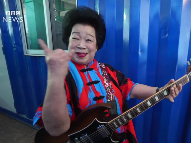 Mary Ho, gitaris nenek-nenek yang hebohkan YouTube