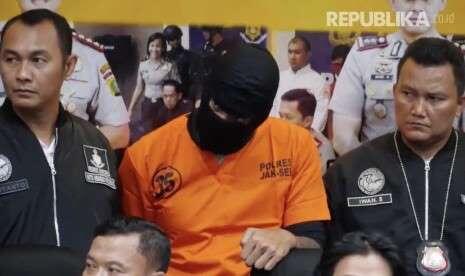 Penangkapan Tora Sudiro Dipertanyakan