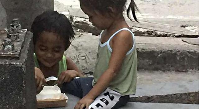 Mengharukan, Kasih sayang Kakak Pada Adiknya....