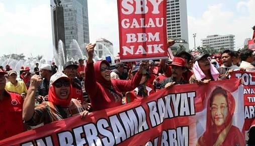 Jokowi: Di Jawa, harga bensin naik 1.000 perak demonya enam bulan