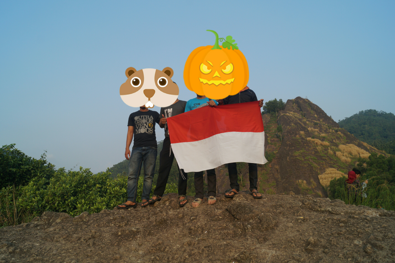 Bukit Pengobelan (Dibalik Padatnya Industri Cilegon Dan Jalur Pelabuhan Merak