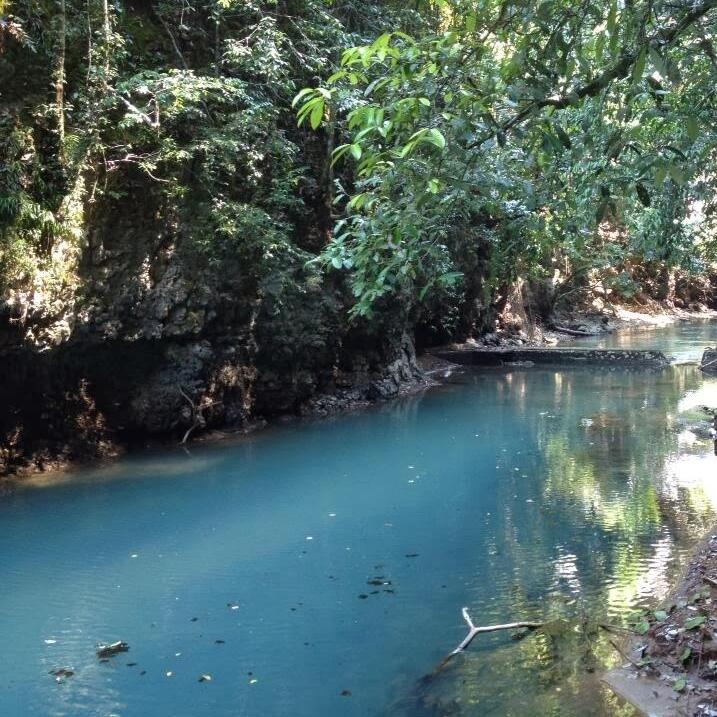 4 Sungai Ini Pernah Berubah Warna dan Beracun
