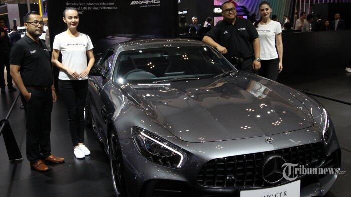 Mercedes-AMG GT R Bertenaga 585 dk Dilepas di Atas Rp 5 Miliar