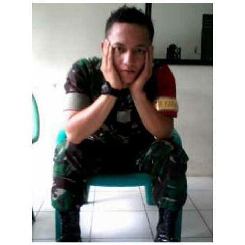 Terungkap, Foto anggota TNI yang pukul polisi, Oh Ternyata Bikin Merinding.