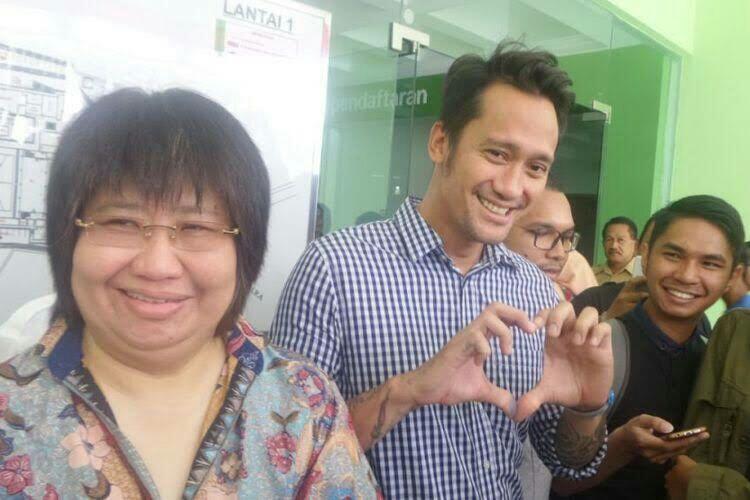Penahanan Ditangguhkan, Tora Sudiro Pulang