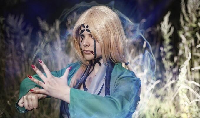 Цунаде косплей. Цунаде Сенджу косплей. Цунаде feet Cosplay. Tsunade Cosplay feet. Косплей на цунаде из тиктока.