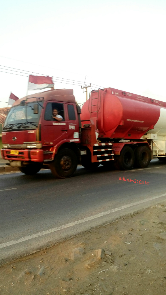 Berkobar Merah Putih untuk HUT RI Ke-72