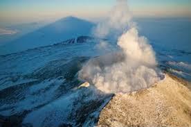 Peneliti Temukan 91 Gunung Berapi Baru di Antartika